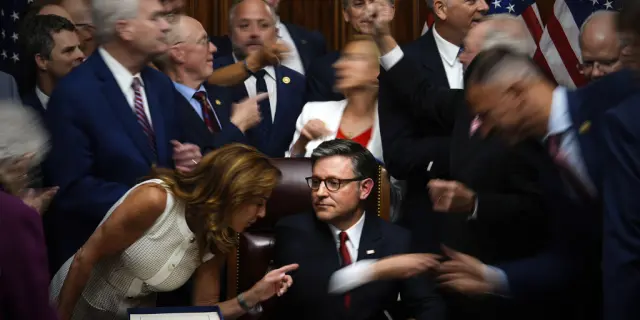 Aprobada ley de impuestos de Trump por Cámara de Representantes de EEUU