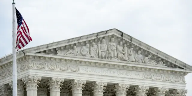 Corte Suprema de EEUU autoriza deportación a Sudán del Sur de inmigrantes sin vínculos
