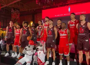 Diablos Rojos presentan uniforme y se lanzan por el bicampeonato