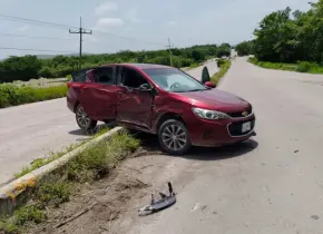 Aparatoso choque en la Valles-Tampico; hay siete lesionados