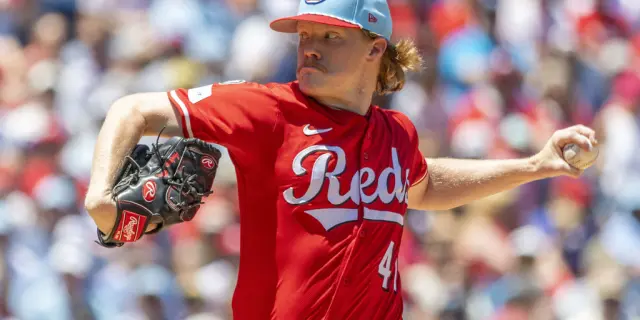 Tony Santillan poncha a Alec Bohm en triunfo de los Rojos sobre los Filis