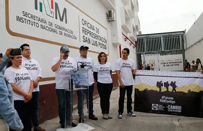 Intenta INM reprimir mensaje de panistas
