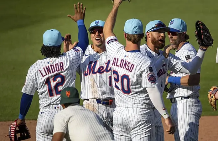Apurado triunfo de Mets sobre Yankees