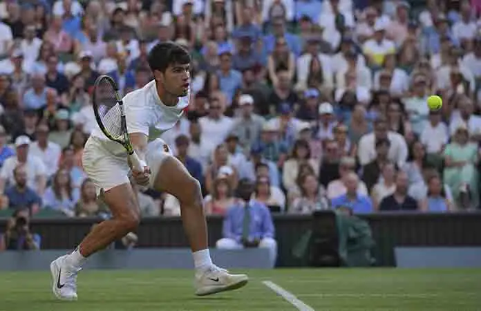Carlos Alcaraz descifra a Struff