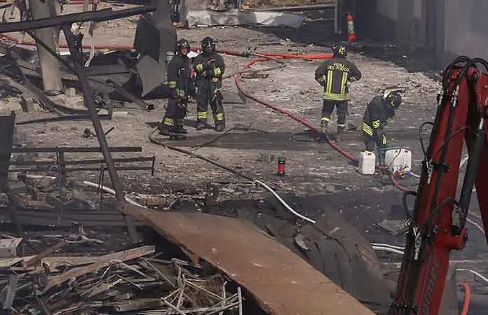 Explota una gasolinera en Roma; 40 heridos
