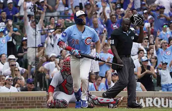 Michael Busch brilló con Cachorros