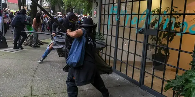 Alista CDMX estrategia por violencia en protestas contra gentrificación