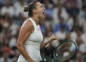 Sabalenka supera a Emma Raducanu