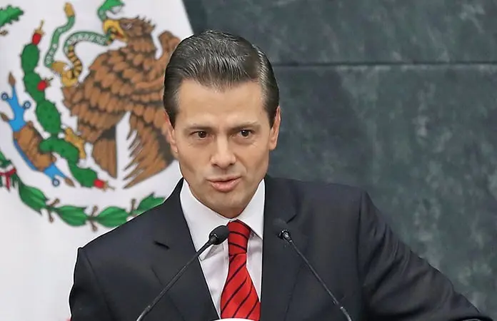 Acusan a Peña Nieto de soborno