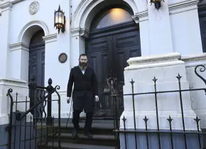Incendio en sinagoga de Melbourne obliga a congregación a huir