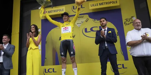 Jasper Philipsen gana etapa inaugural del Tour de Francia en Lille