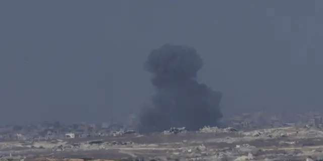 Ataques aéreos israelíes matan a 38 palestinos en Gaza
