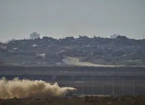 Netanyahu viaja a EEUU para tratar propuesta de alto el fuego en Gaza