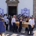 Conmovedor funeral para Jota