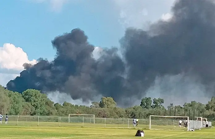 Incendio consume taller de pinturas en Los Gómez