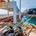 Continúan enviando petrolíferos a Cuba