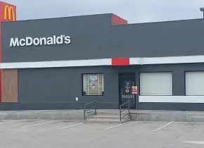 Negocios como McDonald´s, sin papeles