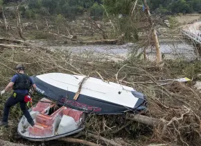 Aumenta a 79 el número de muertos por inundaciones en Texas