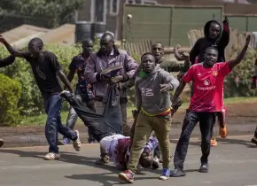 Disturbios en Nairobi por manifestaciones antigubernamentales en Kenia