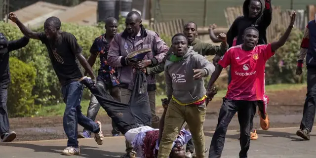 Disturbios en Nairobi por manifestaciones antigubernamentales en Kenia