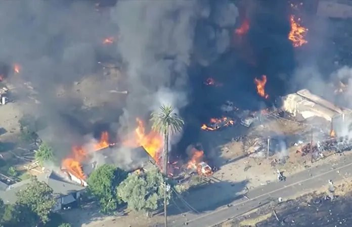 Hallan 7 cuerpos tras explosión en California