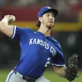 Lorenzen domina y vence a Diamondbacks