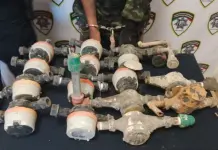 Cae sujeto con 15 medidores robados en la Bur&oacute;crata