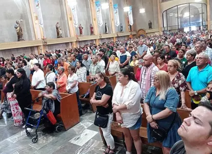 Realizan misa por las víctimas del crematorio