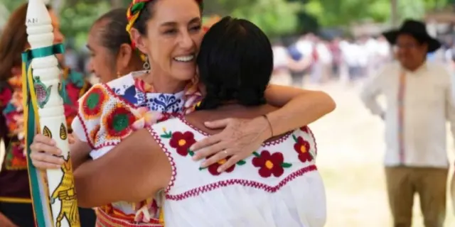 Claudia Sheinbaum anuncia distribución de 12 mil mdp a pueblos originarios en Veracruz