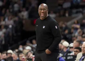 New York Knicks anuncia la contratación de Mike Brown como nuevo entrenador