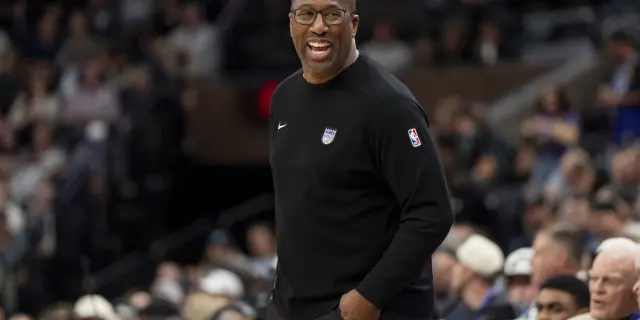New York Knicks anuncia la contratación de Mike Brown como nuevo entrenador
