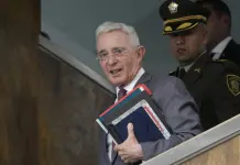 Uribe dice que su juicio ha sido inducido por el actual Gobierno
