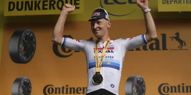 Tim Merlier gana la tercera etapa del Tour de Francia en emocionante sprint
