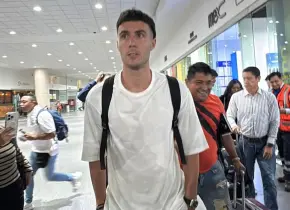 José Paradela, primer refuerzo de Cruz Azul para el Apertura 2025