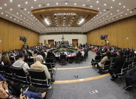 Protesta ciudadana en sede del TEPJF por irregularidades en elección judicial