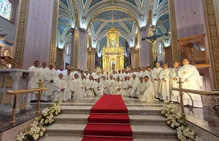 Arzobispo ofició en honor a los sacerdotes potosinos ordenados en Roma