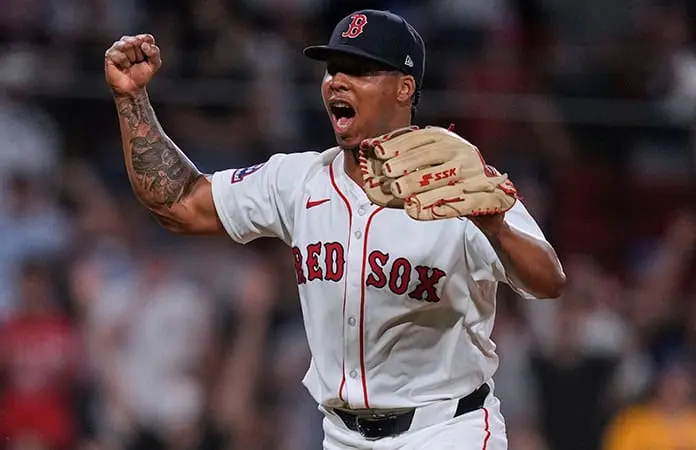 Boston supera a los Rockies