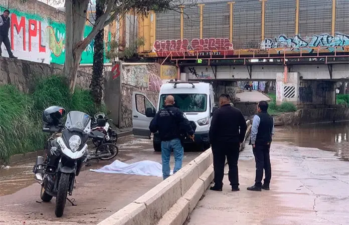 Ciclista muere al caer en el río Españita