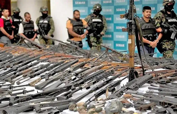 Concentra Texas flujo ilegal de armas de fuego