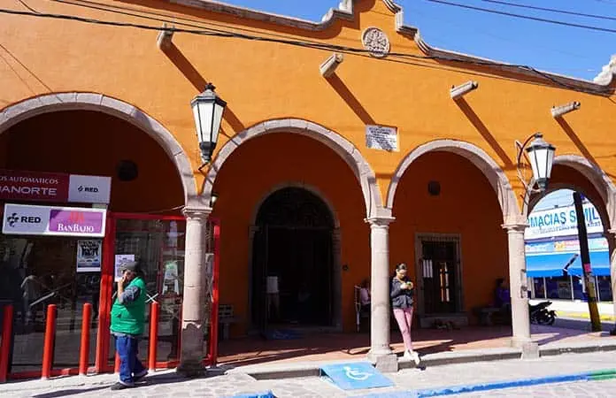 En Pozos urge concluir pavimentacion de calles con terraceria