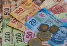 La divisa mexicana se fortalece en mercados internacionales