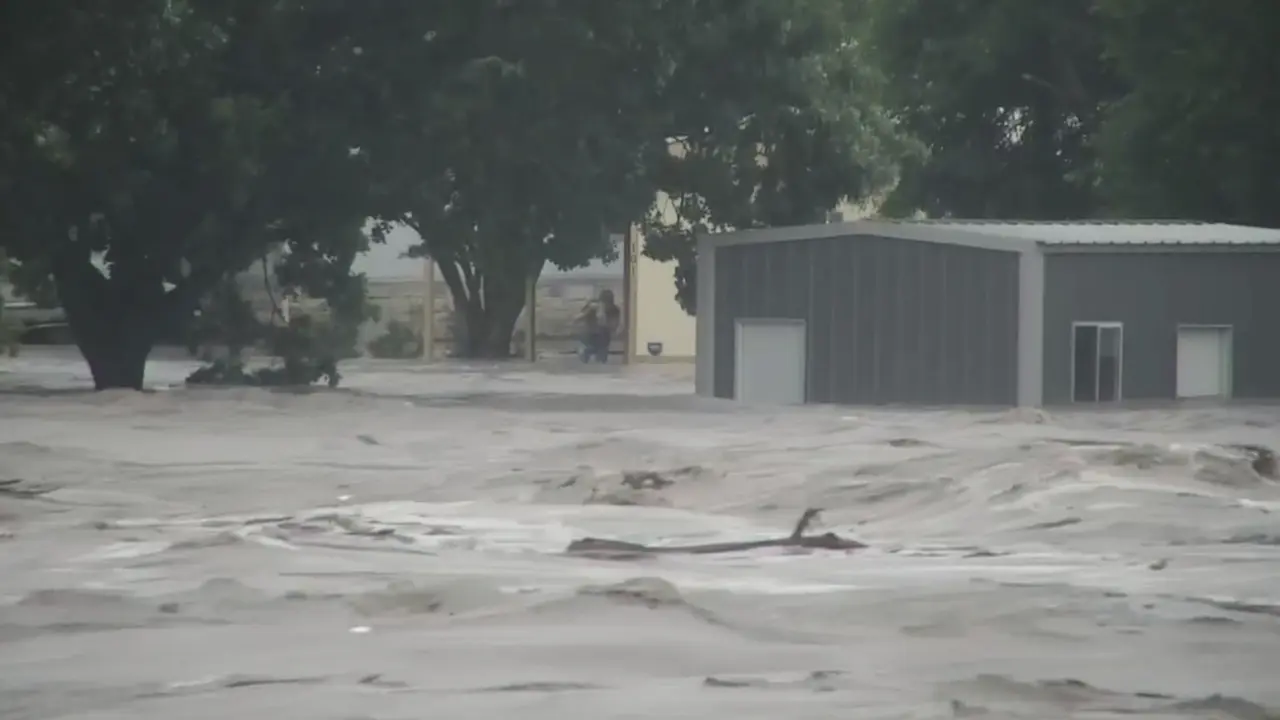 Campamento Heart O´ the Hills: Devastación por Inundaciones en Río Guadalupe