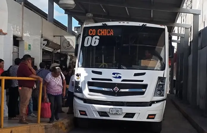 Reducirán varias rutas de transporte urbano