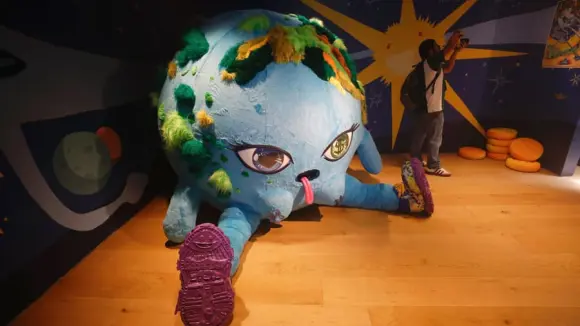 Exposición Extra-Terrestre abre nuevas fronteras en arte contemporáneo