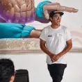Alan Castro explora la cultura pop