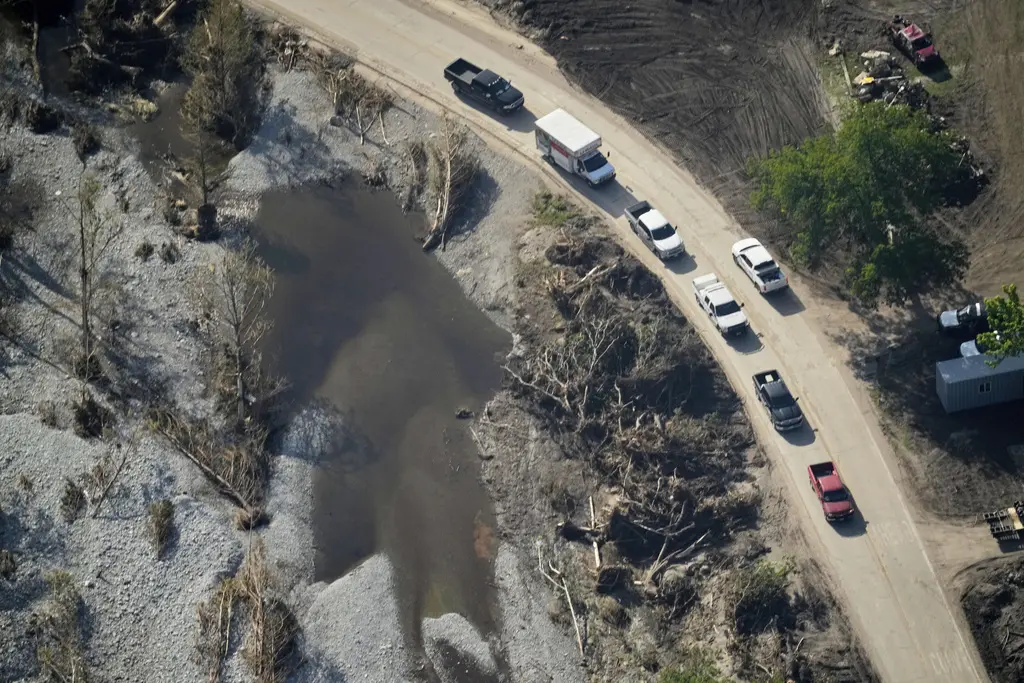 Inundaciones en Texas dejan más de 120 muertos