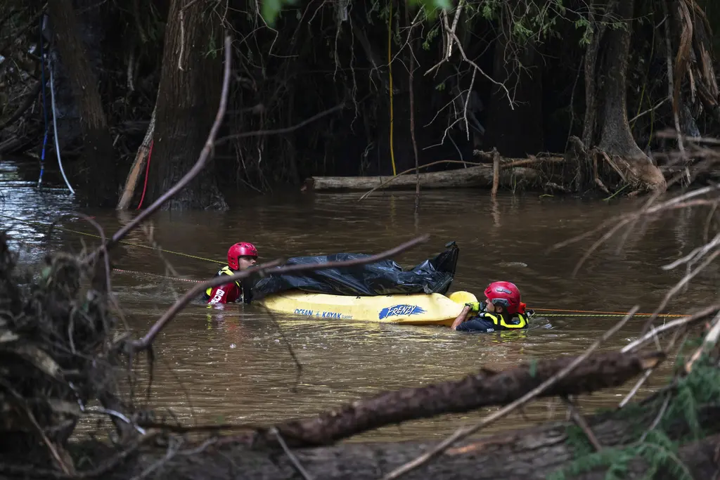 Autoridades actualizan cifra de desaparecidos en Texas tras inundaciones