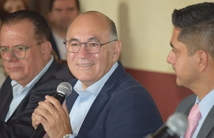 Llama alcalde Enrique Galindo a cerrar filas contra el vandalismo