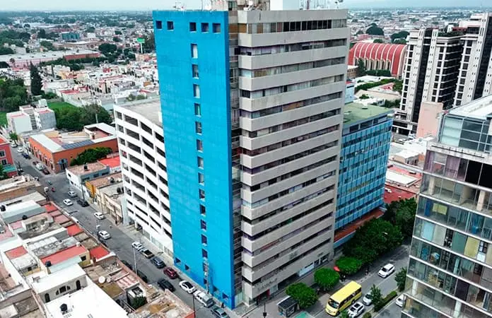 Niegan riesgos en los elevadores del EME