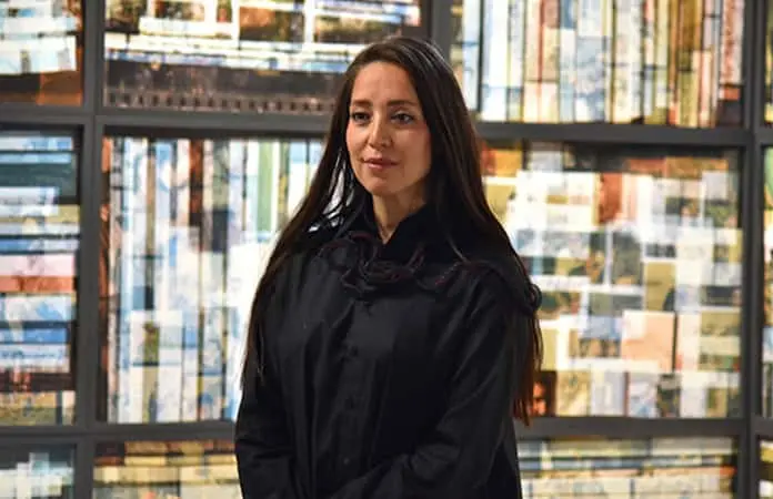 SHADI YOUSEFIAN PRESENTA SU OBRA SOBRE IDENTIDAD